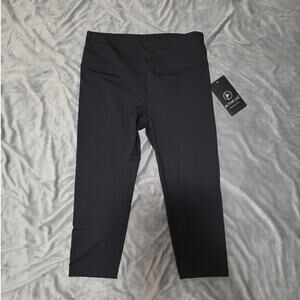 Active Life Black High Waist Capri Athletic Leggings - Size XL - NEW